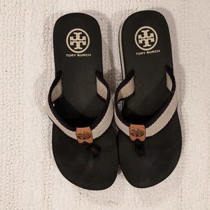 In great condition Tory Burch Flip Flops